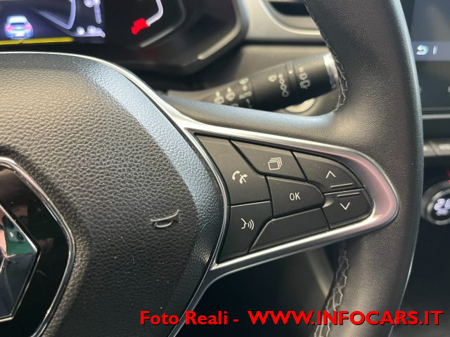 RENAULT Captur usata, con Fari LED