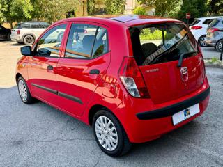 HYUNDAI i10 usata, con Chiusura centralizzata