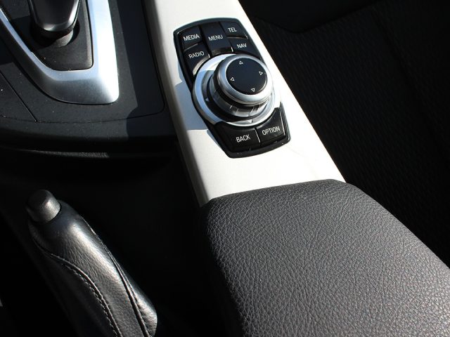 BMW 318 usata, con Bluetooth