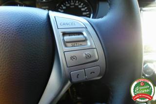 NISSAN Qashqai usata, con Luci diurne LED
