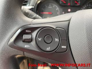 OPEL Corsa usata, con USB