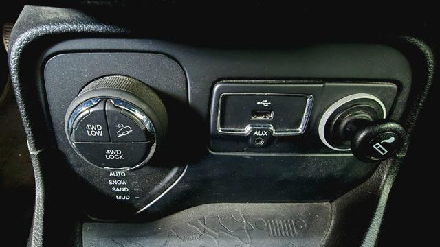 JEEP Renegade usata, con Park Distance Control