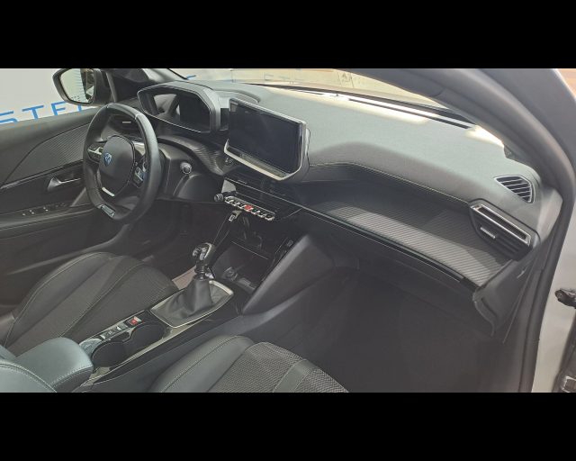PEUGEOT 208 usata, con Luci diurne