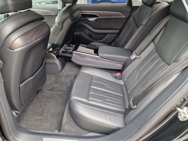 AUDI A8 usata, con Chiusura centralizzata