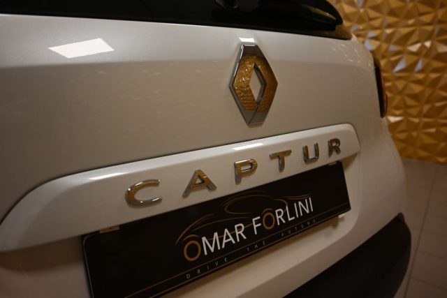 RENAULT Captur usata 16