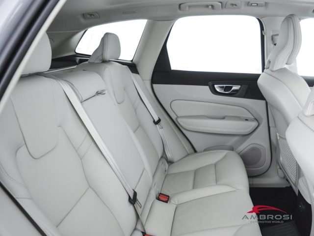 VOLVO XC60 usata 10