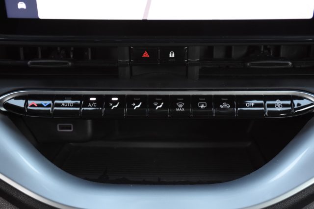 FIAT 500e usata, con USB