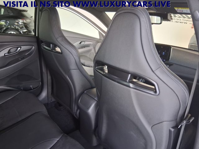 HYUNDAI i30 usata, con Sedile posteriore sdoppiato