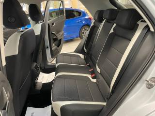 VOLKSWAGEN T-Roc usata, con Leve al volante