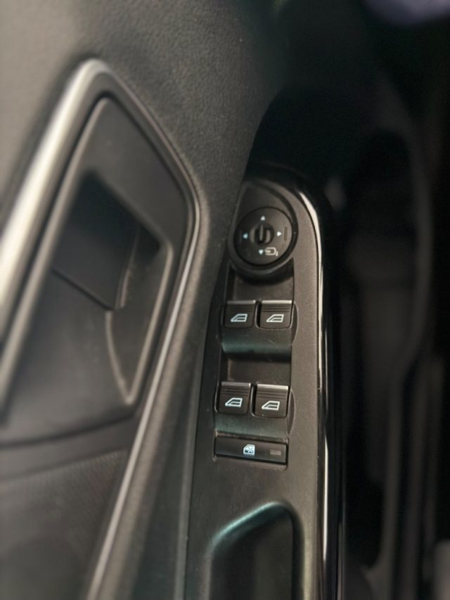 FORD B-Max usata 11