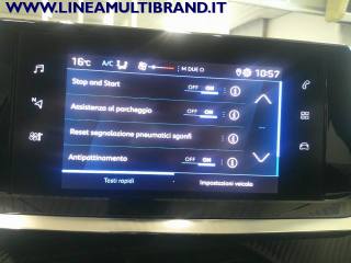 PEUGEOT 2008 usata, con Park Distance Control