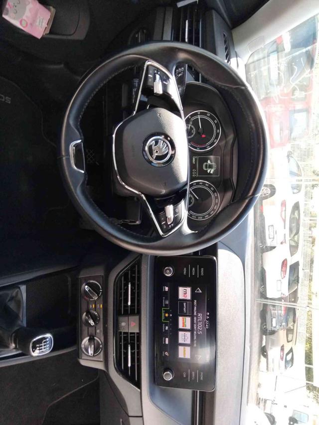 SKODA Scala usata, con Sedile posteriore sdoppiato