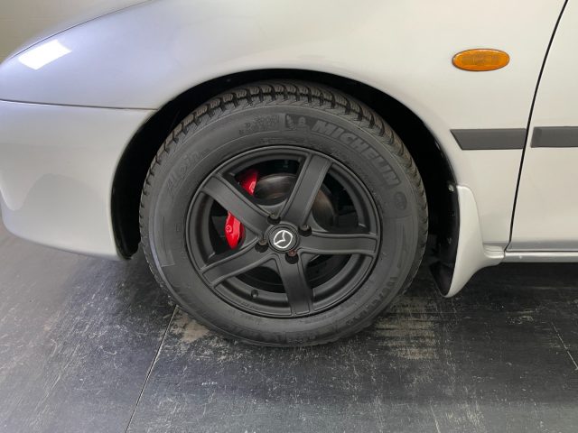 MAZDA 323 usata, con Servosterzo
