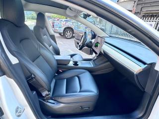 TESLA Model 3 usata, con Boardcomputer