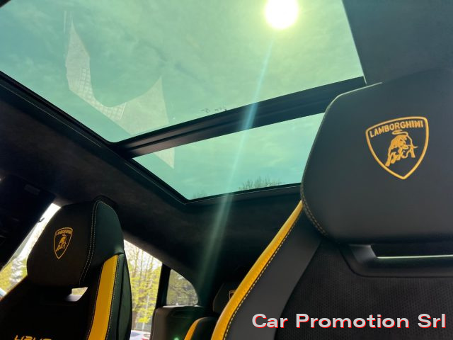 LAMBORGHINI Urus usata, con Autoradio digitale