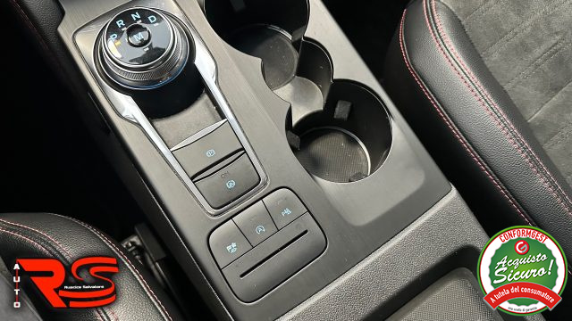 FORD Kuga usata, con USB