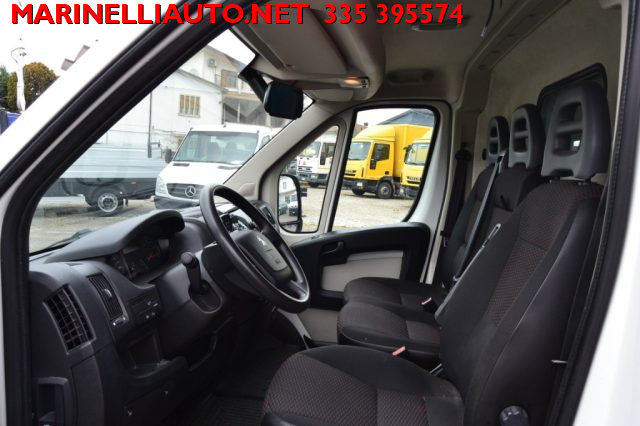 PEUGEOT Boxer usata, con Vivavoce