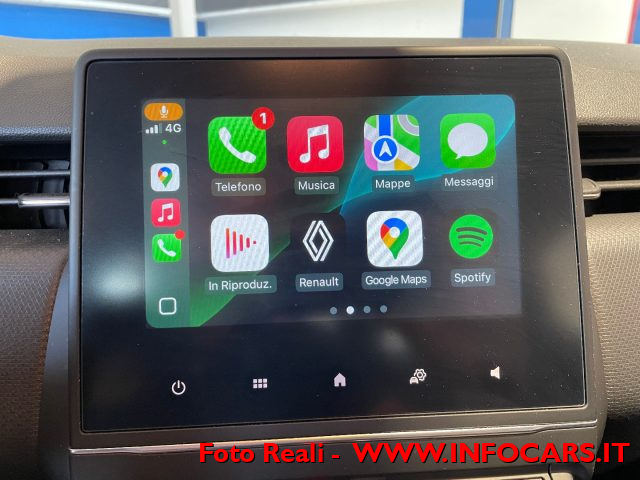 RENAULT Clio usata, con Touch screen