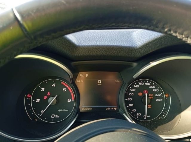 ALFA ROMEO Stelvio usata, con Airbag Passeggero