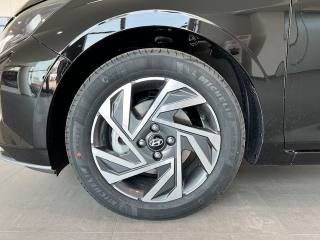 HYUNDAI i20 usata, con Sistema di navigazione