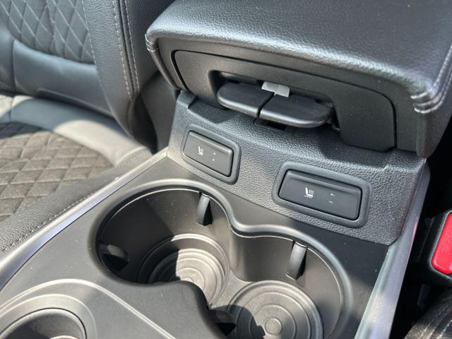 RENAULT Kadjar usata, con Park Distance Control