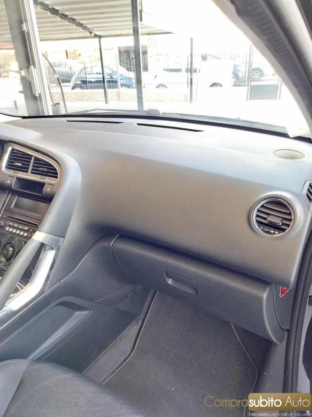 PEUGEOT 3008 usata, con Specchietti laterali elettrici