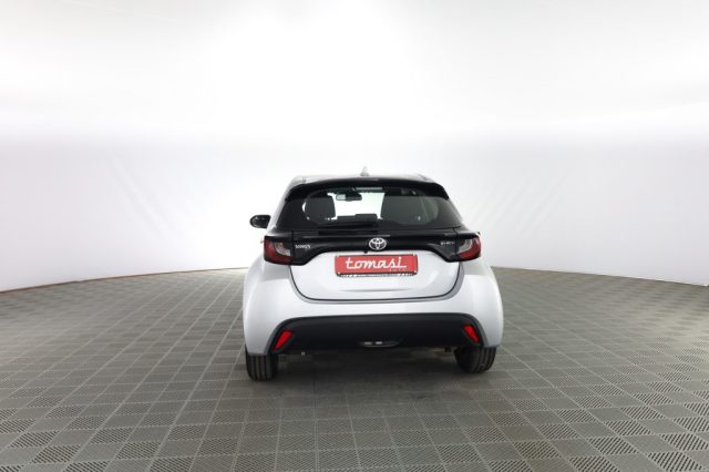 TOYOTA Yaris usata 4