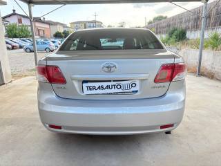 TOYOTA Avensis usata, con Antifurto