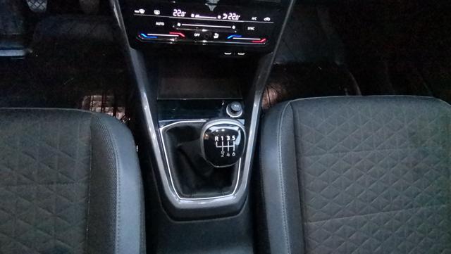 VOLKSWAGEN T-Cross usata, con Touch screen