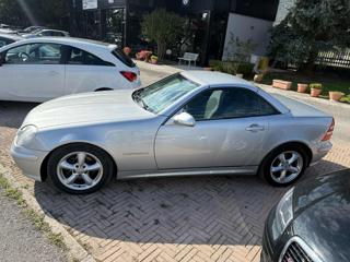 MERCEDES-BENZ SLK 200 usata, con Airbag