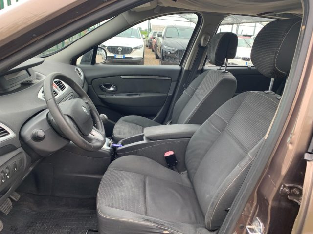 RENAULT Scenic usata, con Chiusura centralizzata