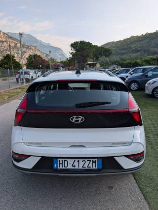 HYUNDAI Bayon usata, con Autoradio