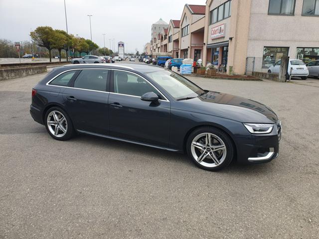 AUDI A4 usata, con Autoradio