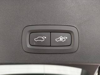 VOLVO XC40 usata, con Touch screen