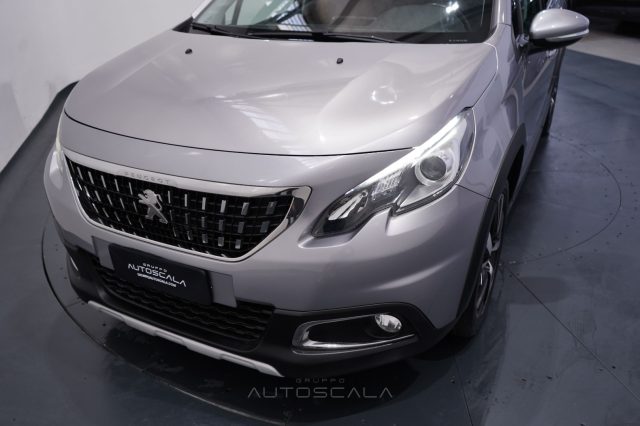 PEUGEOT 2008 usata, con Specchietti laterali elettrici