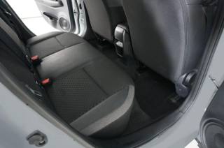 NISSAN Qashqai usata, con Fari LED