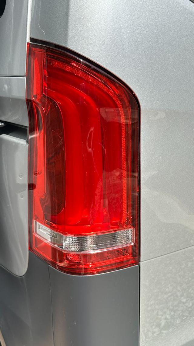 MERCEDES-BENZ Vito usata, con USB