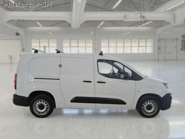 PEUGEOT Partner usata, con Alzacristalli elettrici