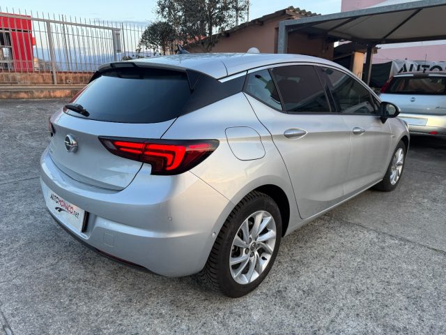 OPEL Astra usata, con Autoradio