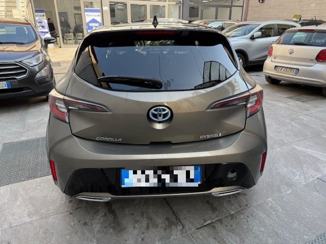 TOYOTA Corolla usata, con Autoradio