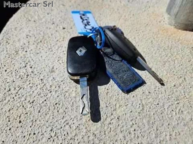 RENAULT Kangoo usata 14