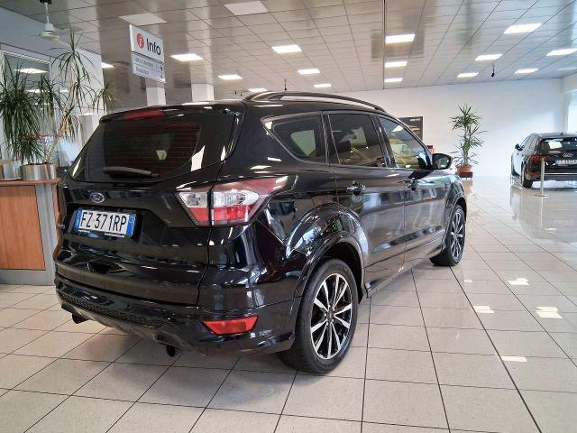 FORD Kuga usata, con Autoradio