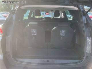 PEUGEOT 5008 usata, con Volante in pelle