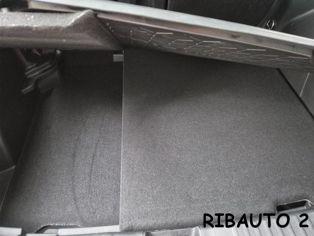 TOYOTA Yaris Cross usata, con ESP