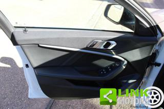 BMW 118 usata, con Bluetooth