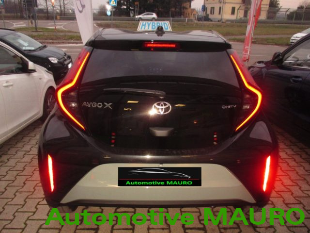 TOYOTA Aygo X usata, con Antifurto