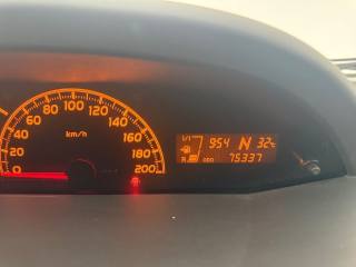 TOYOTA Yaris usata 19