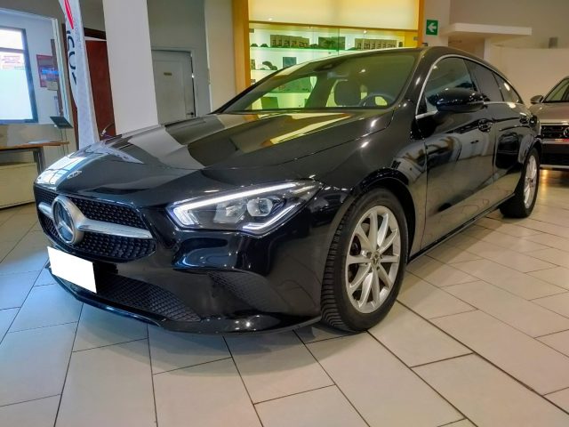 MERCEDES-BENZ CLA 180 usata, con Airbag laterali