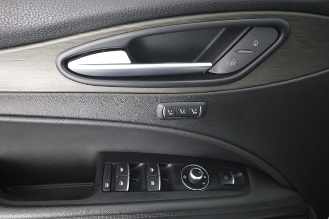 ALFA ROMEO Stelvio usata 15