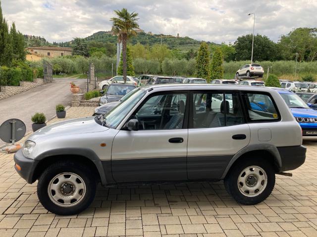 TOYOTA RAV 4 usata, con Alzacristalli elettrici